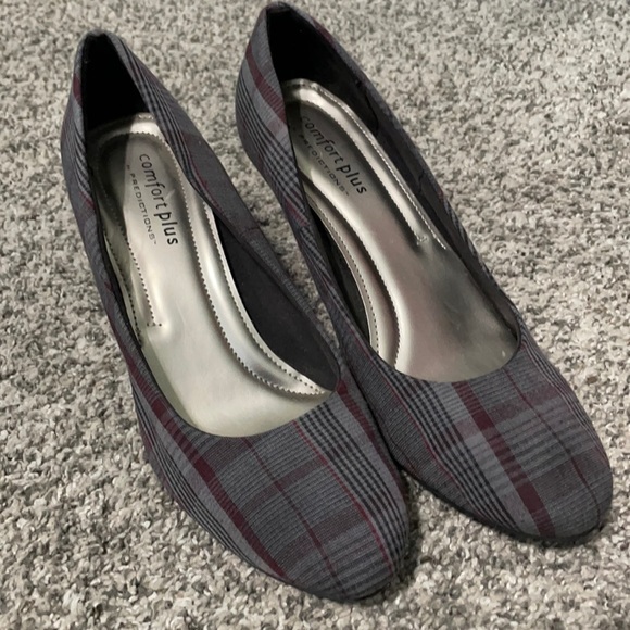 Comfort Plus ladies plaid print dress heels